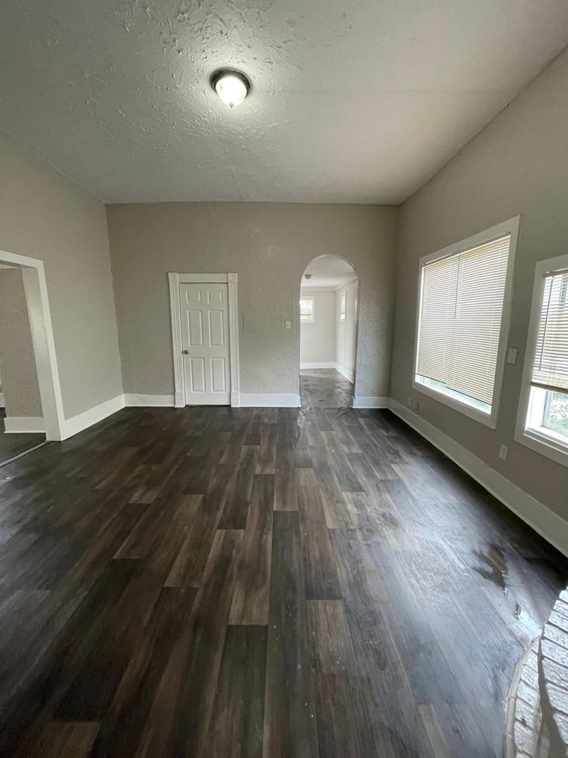 Unbeatable Value! Updated 4-Bedroom Beaumont Home with 1,745 Sq. Ft. – Only $1,300 – photo 3