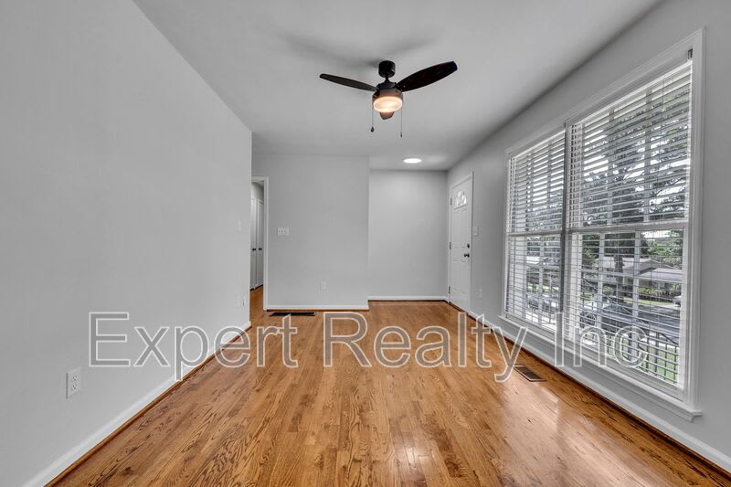 1064 Caribbean Circle – photo 3