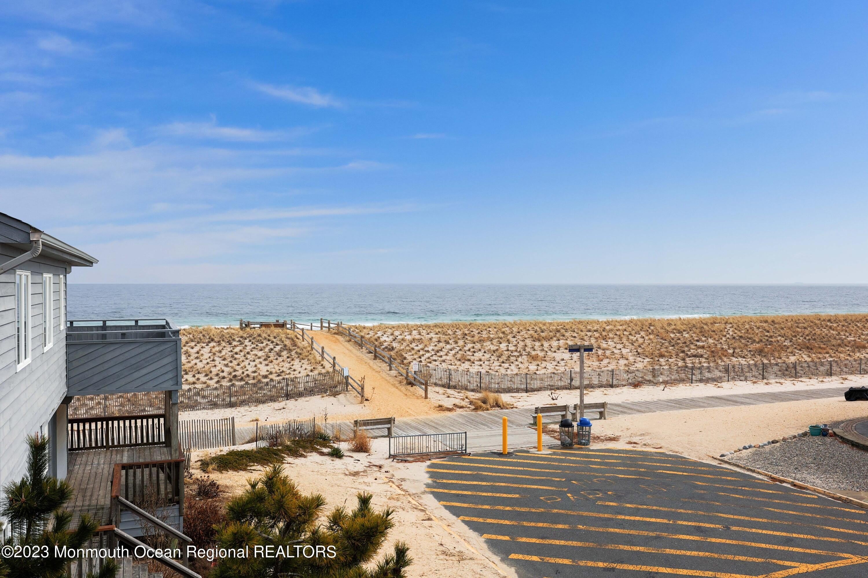 1 New Jersey Avenue – photo 5
