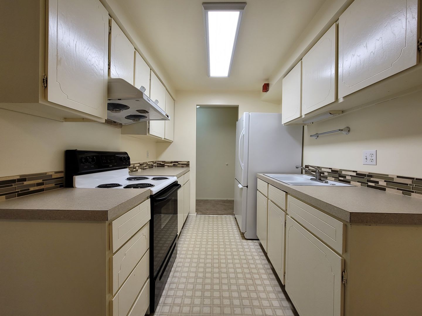 Conveniently located South Kirkland near Downtown-Laurel Park – photo 4