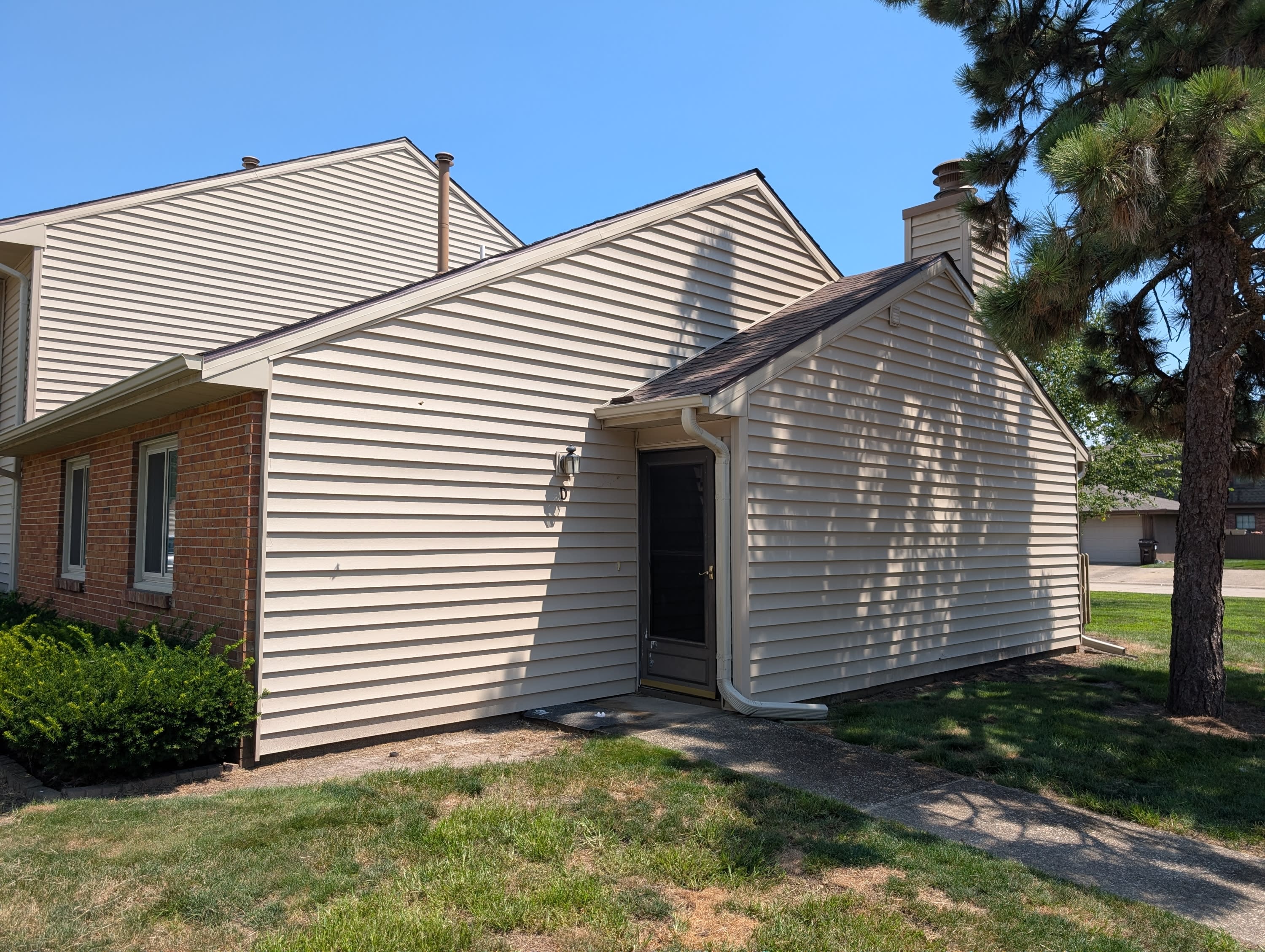 1609 Lyndhurst West Drive – photo 3