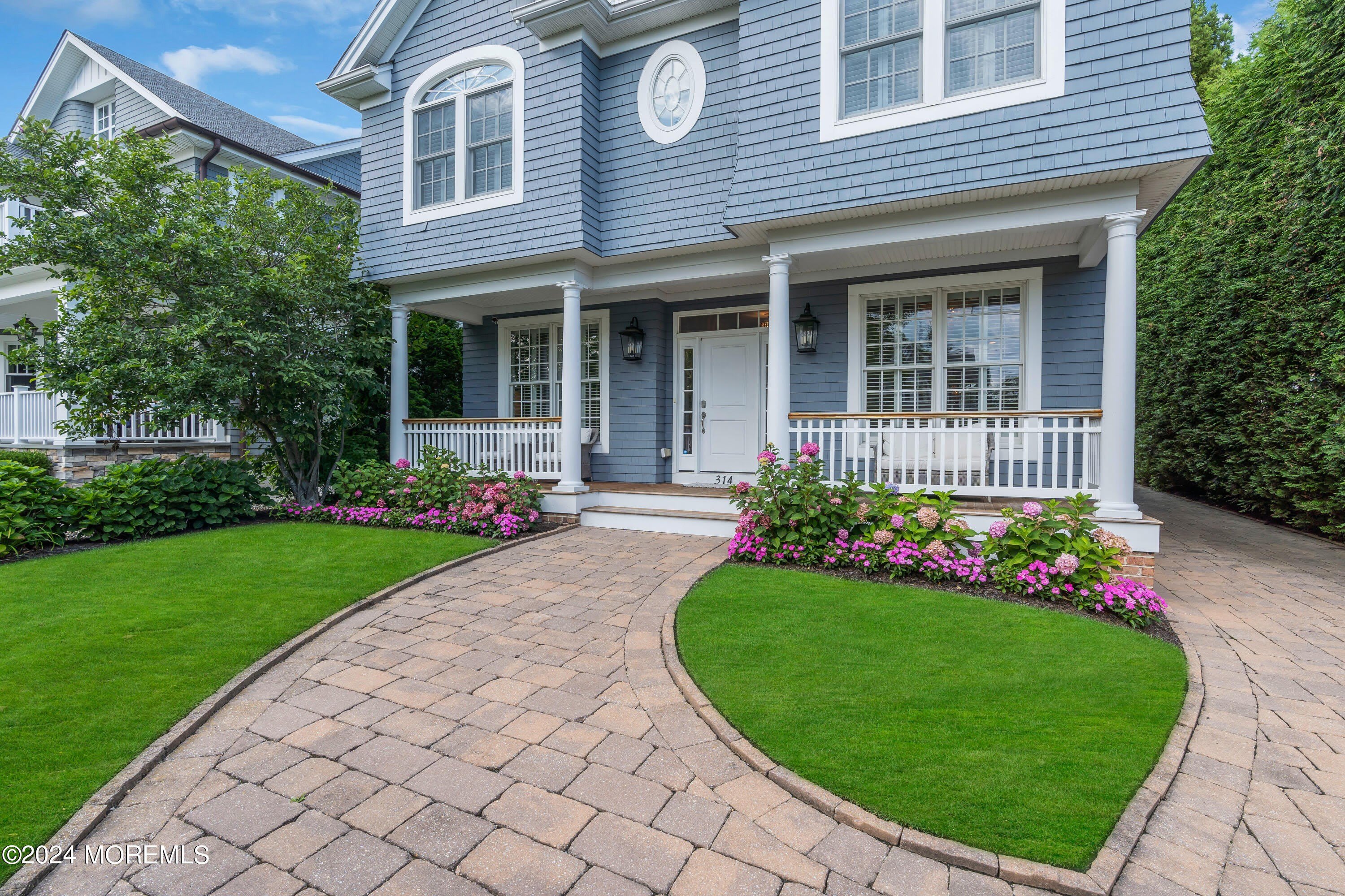 314 Jersey Avenue – photo 2