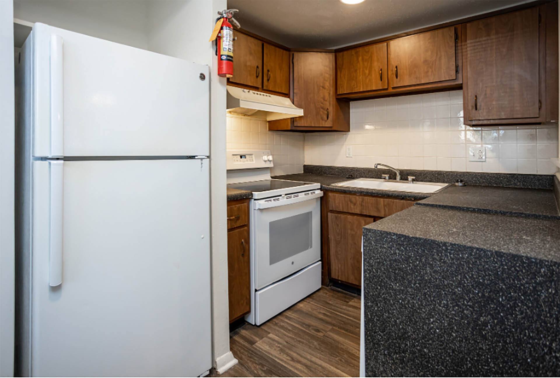 Windsor Court Apartments – photo 5