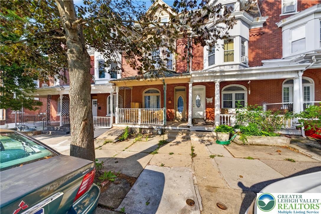121 S 14th Street – photo 1
