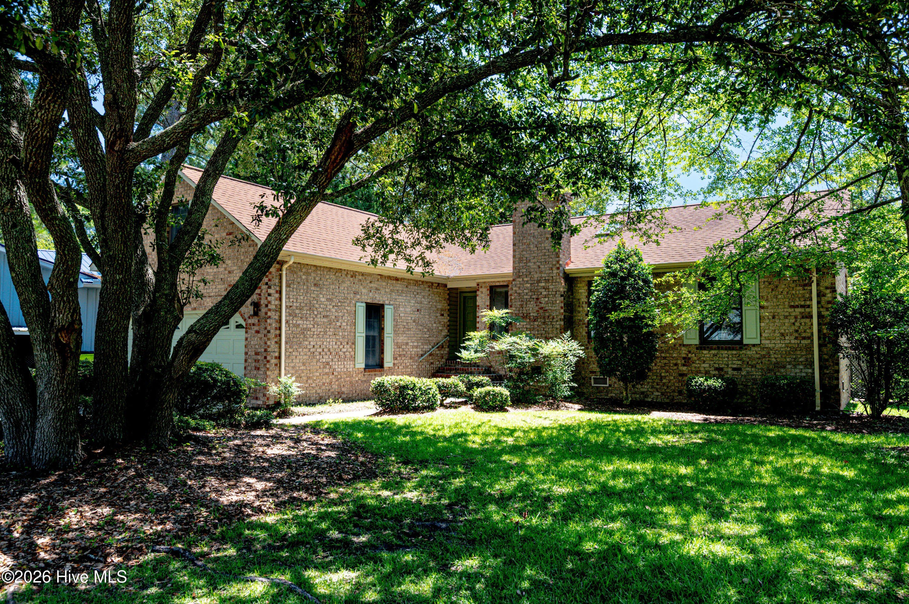 5722 Gondolier Drive – photo 2