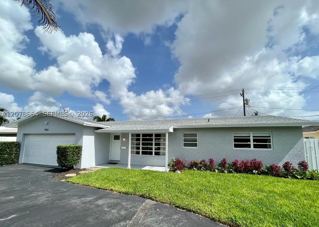 1931 NE 55th Ct – photo 2