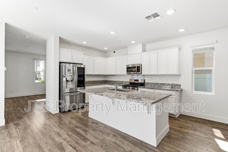 3949 Aristotle Circle – photo 4