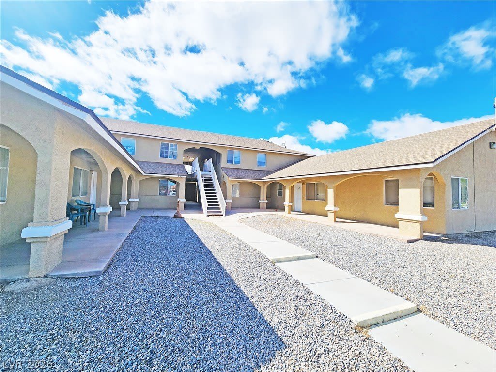2341 E Calvada Boulevard – photo 1