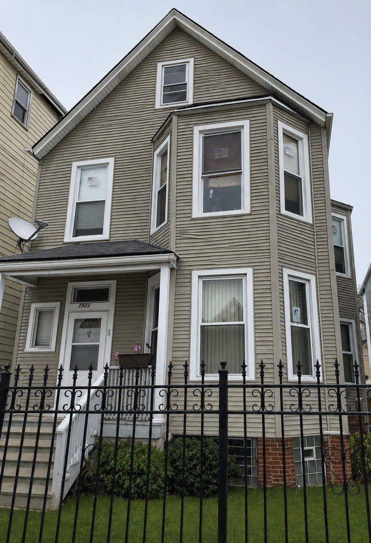 1921 N Pulaski Road – photo 1
