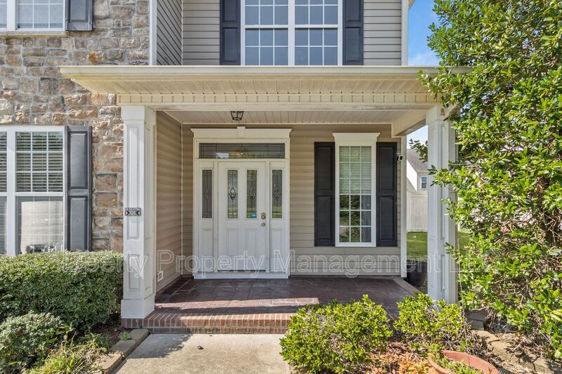 146 Trenton Place – photo 2