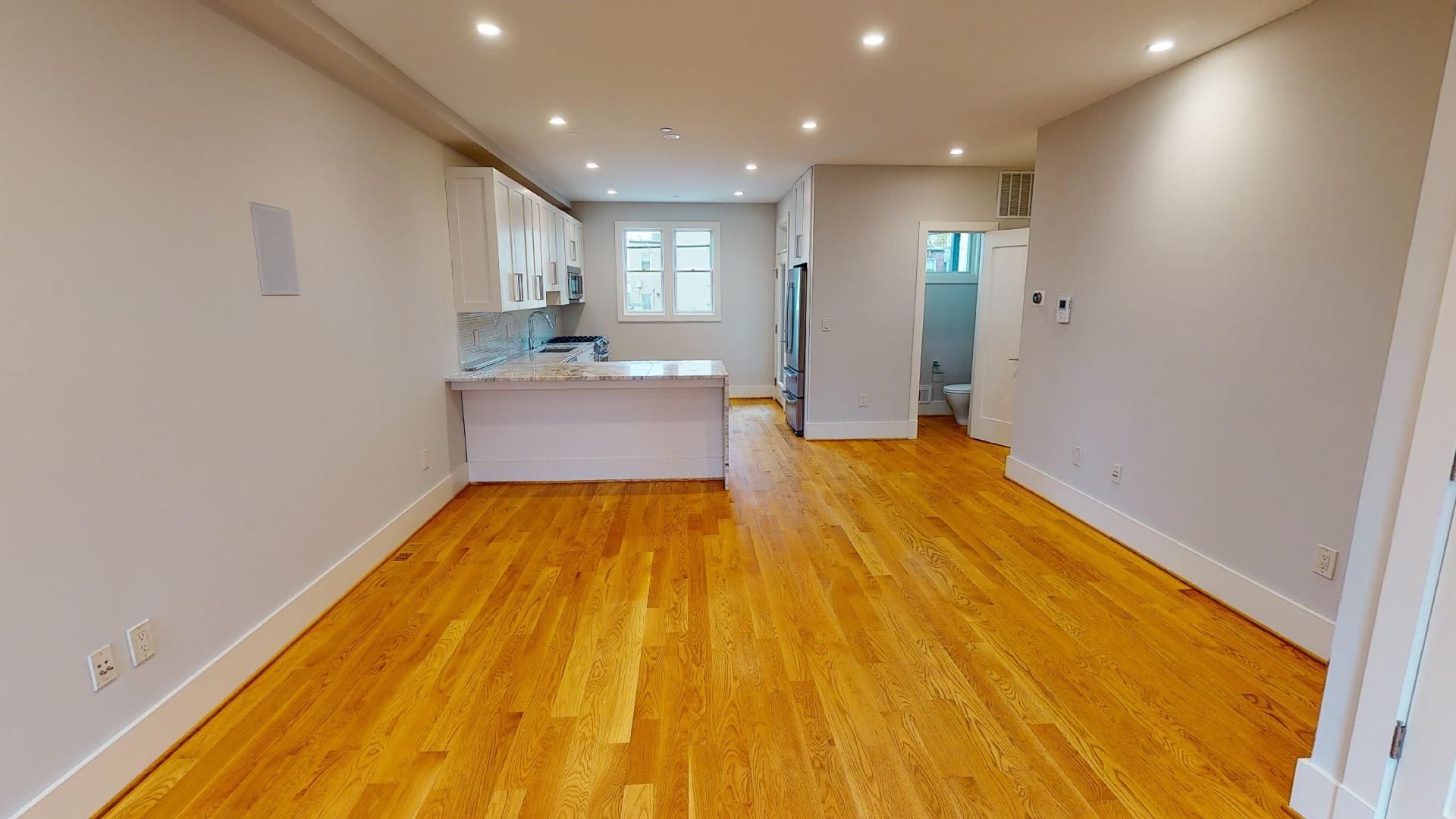 643 Lamont St Nw – photo 5