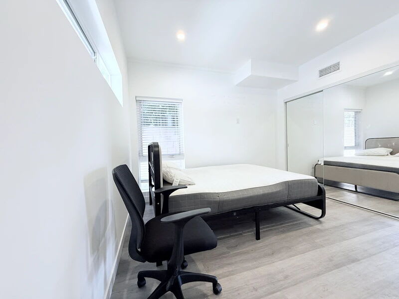 1260 1/2 Leighton Avenue – photo 5