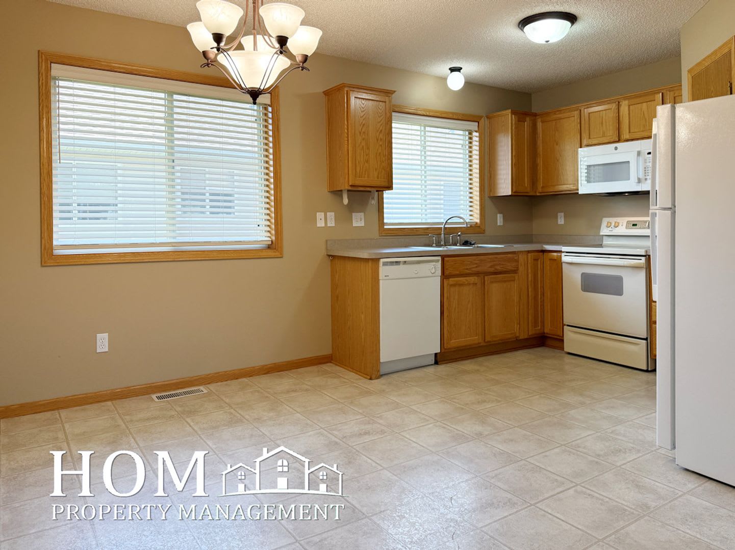 3BR/2BA Townhome Available 9/1 – photo 5