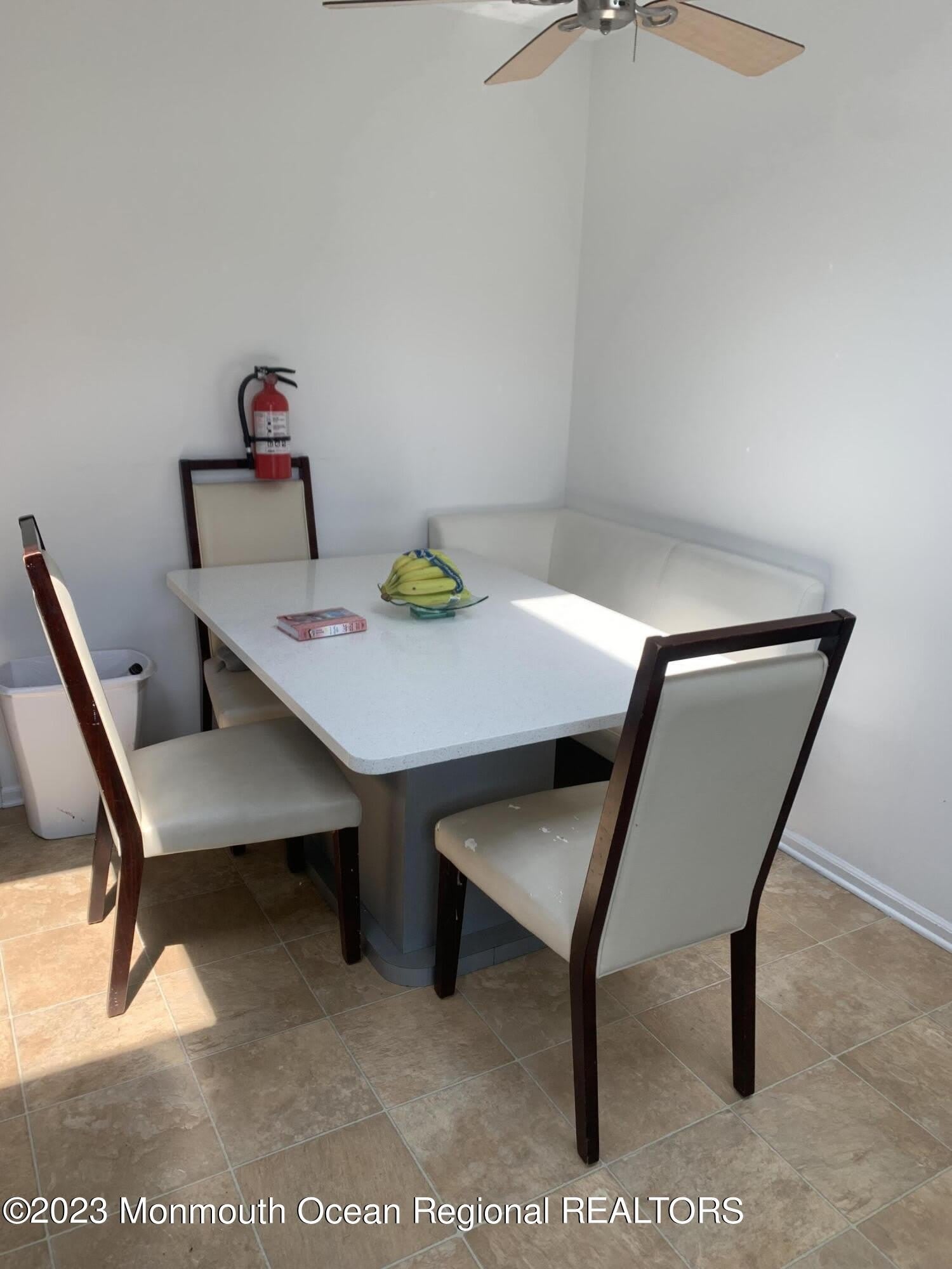 1169 Lincoln Court – photo 5