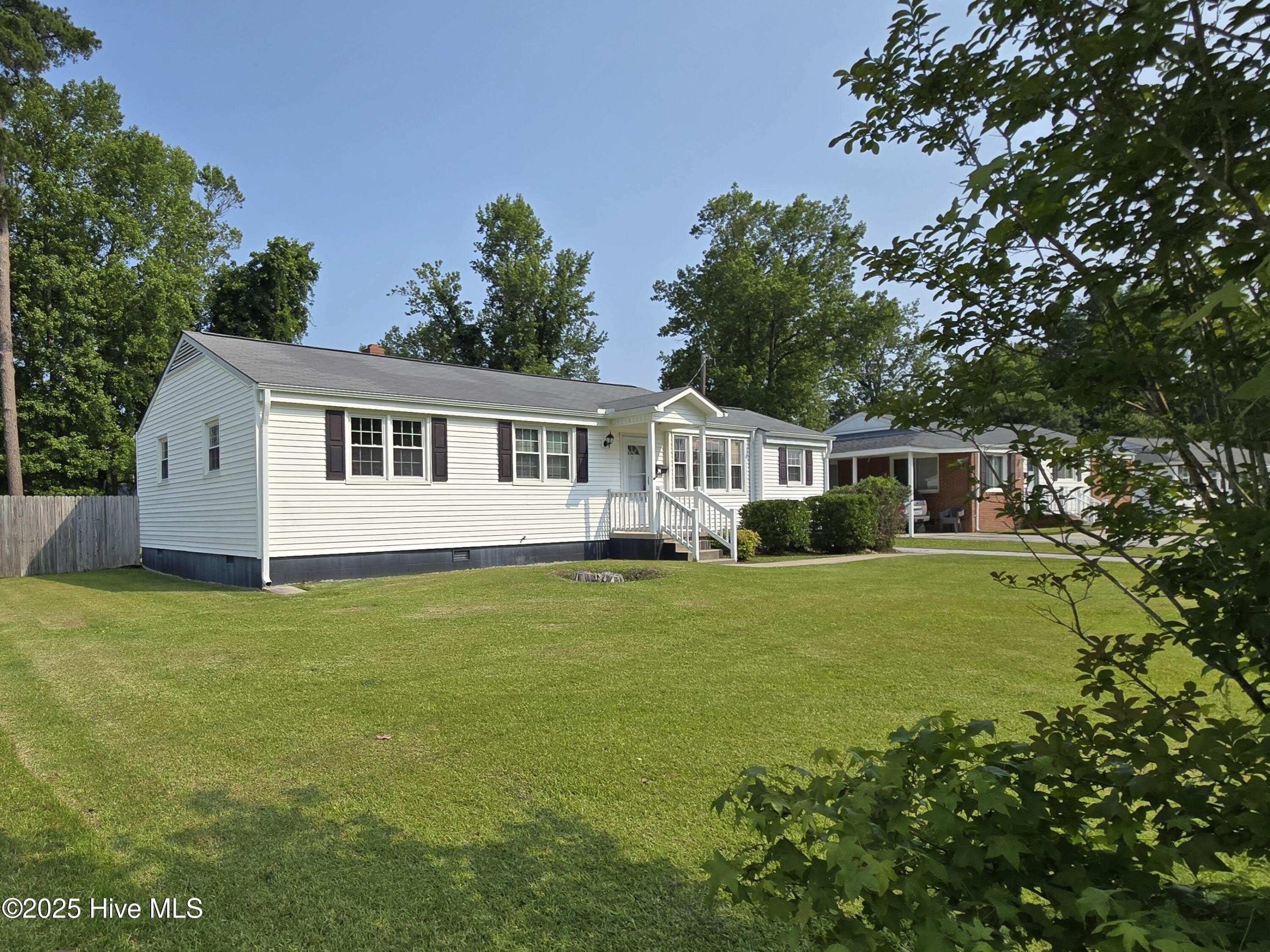 801 Barn Street – photo 2
