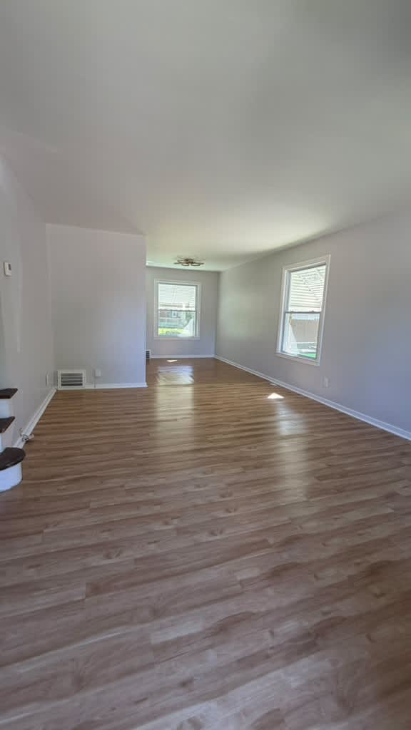 1527 Babbitt Road – photo 3