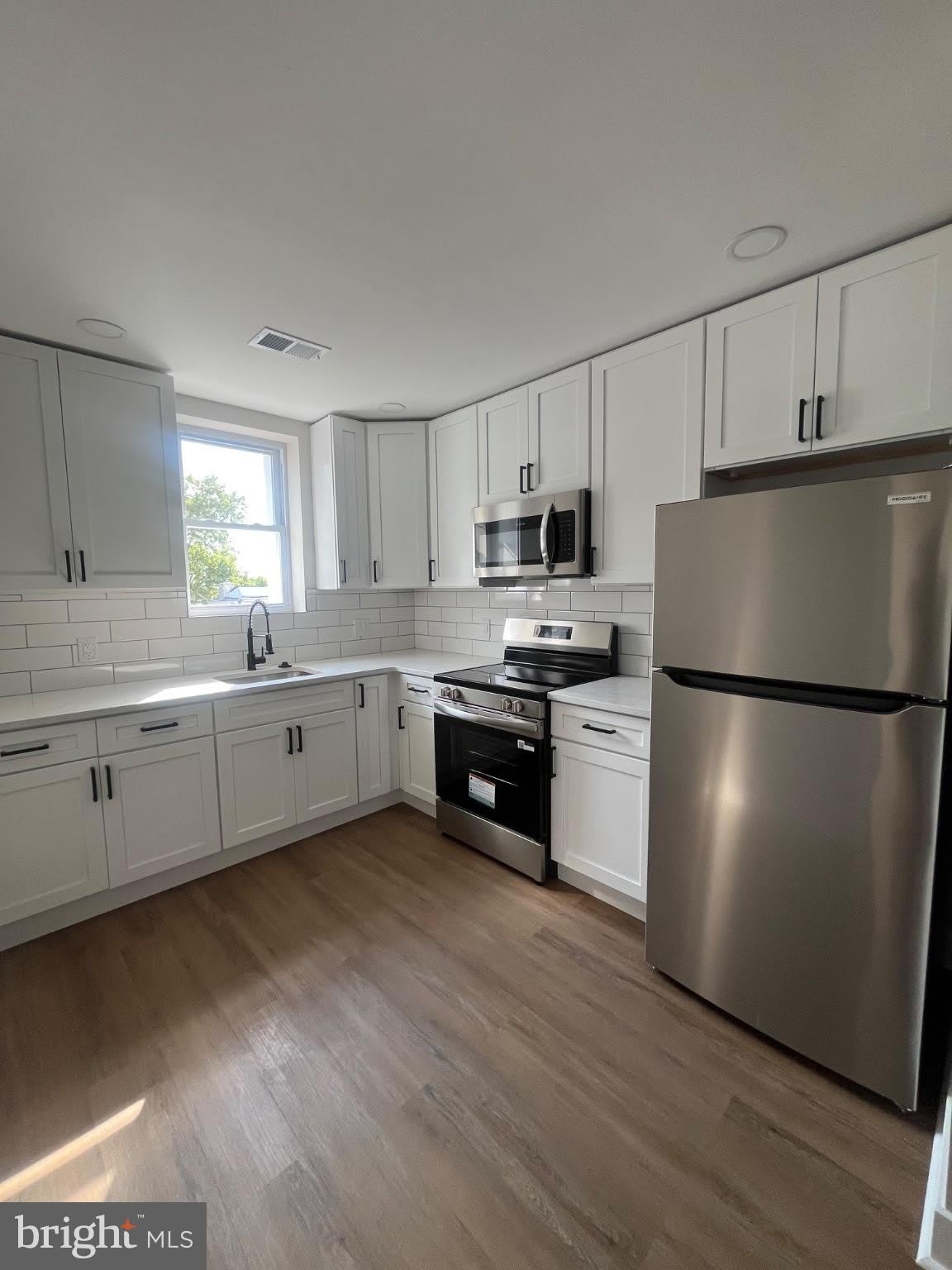 1002 N 65TH 2ND FL Street – photo 4
