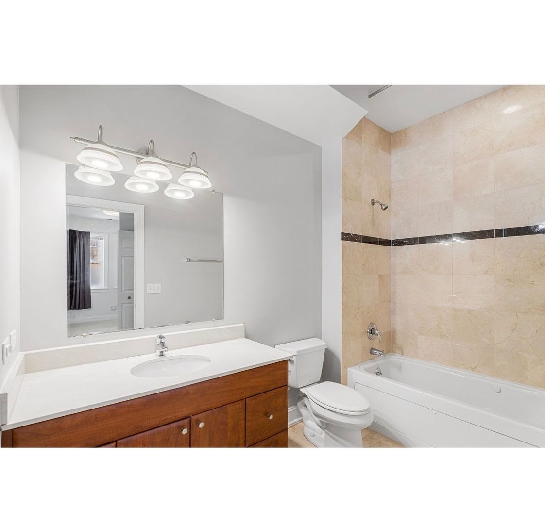 2204 N Natchez Avenue – photo 5