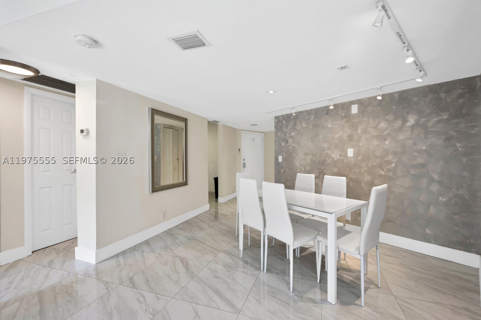 3101 N Country Club Dr – photo 5