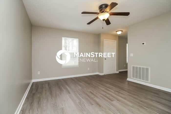 448 Dorchester Drive – photo 3