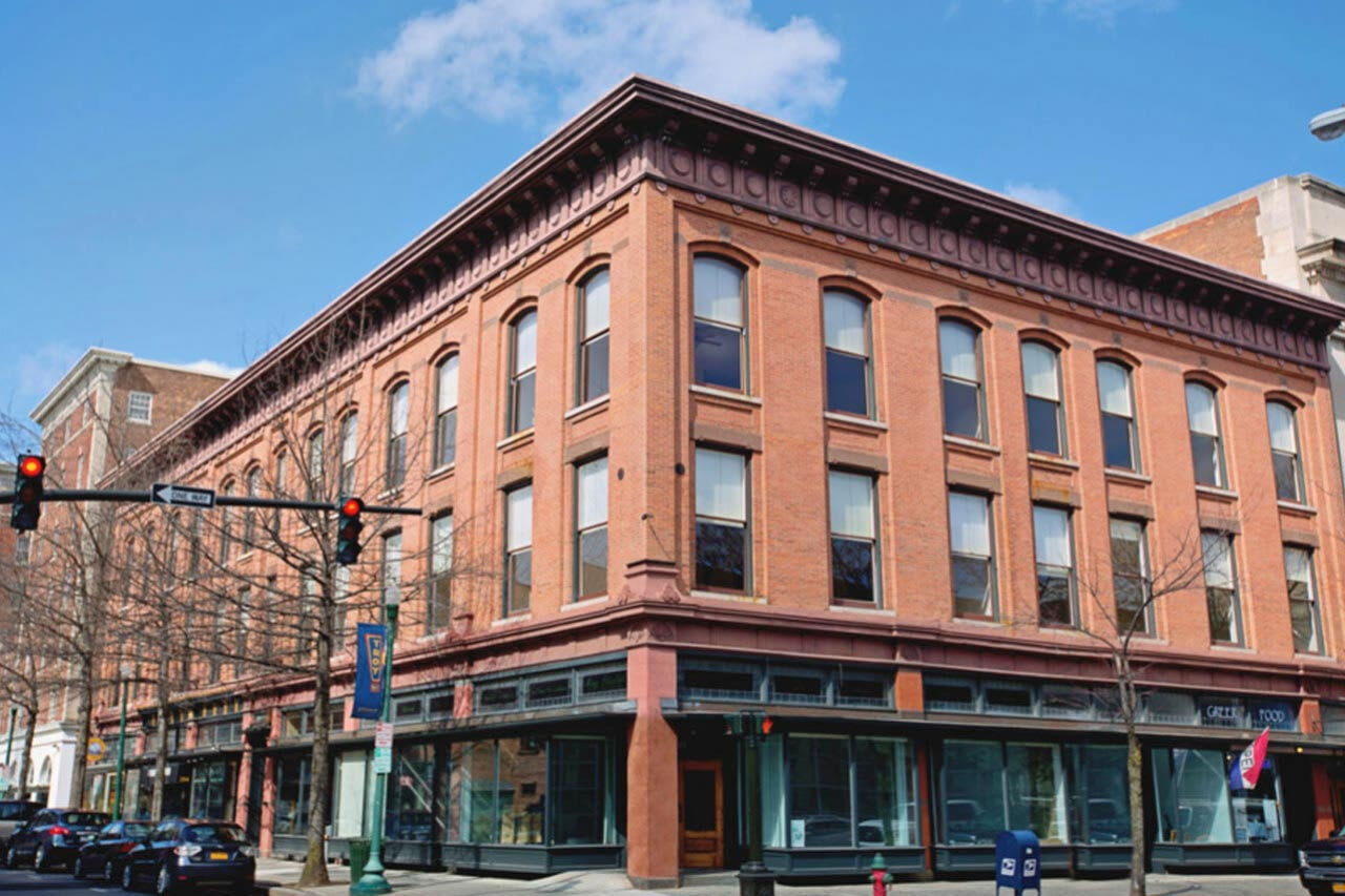 Keenan Center Apartments – photo 4