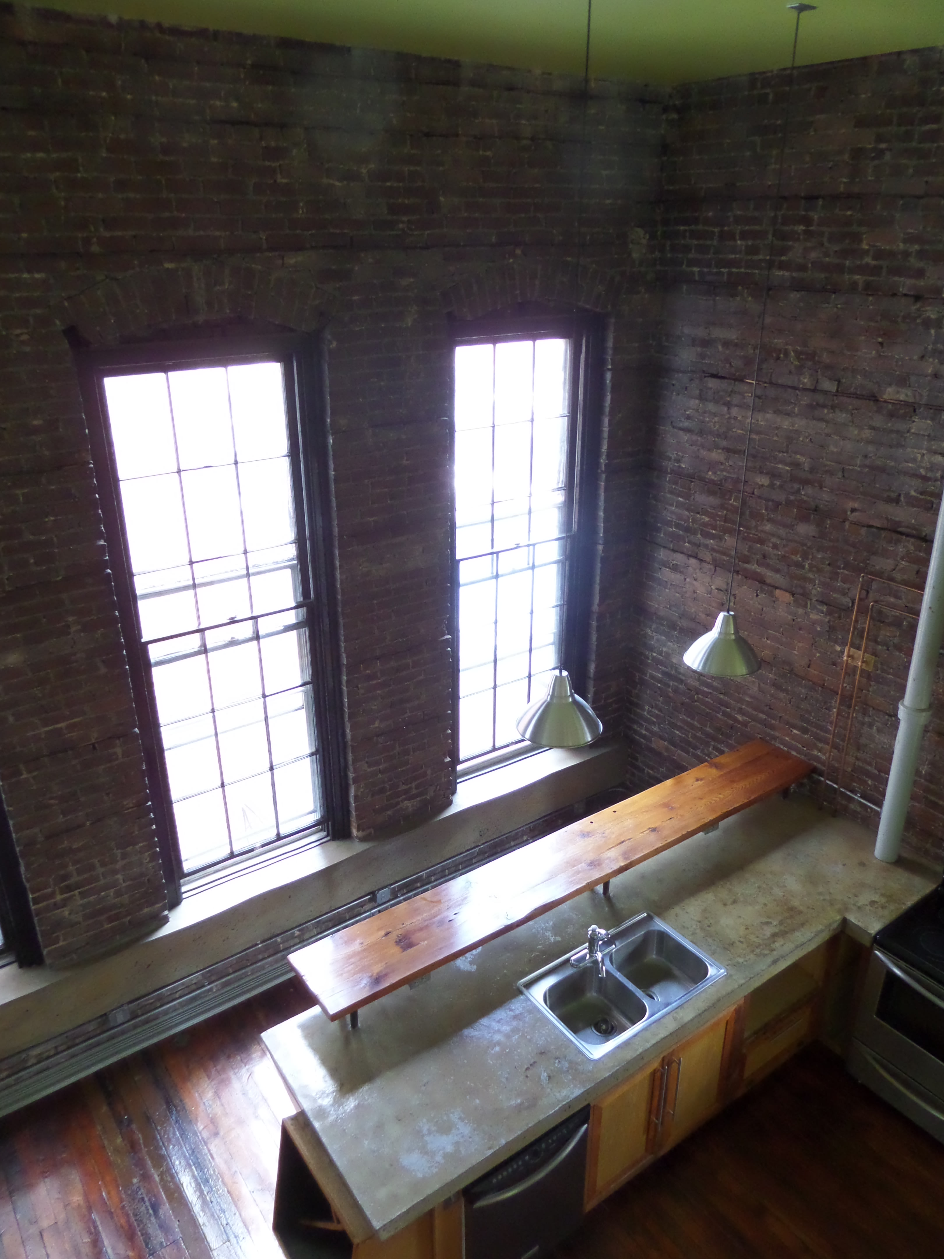 48 W 4th St – photo 2