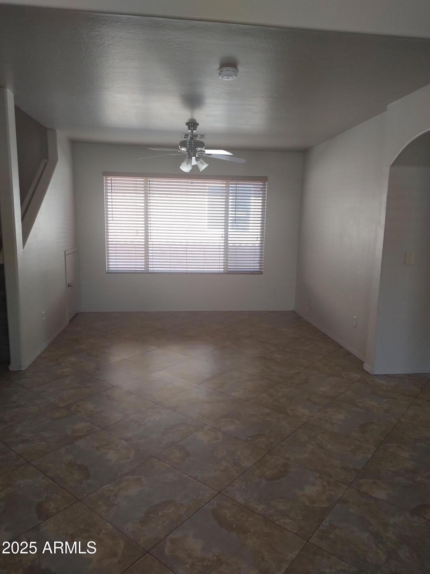 3239 E Kerry Lane – photo 2