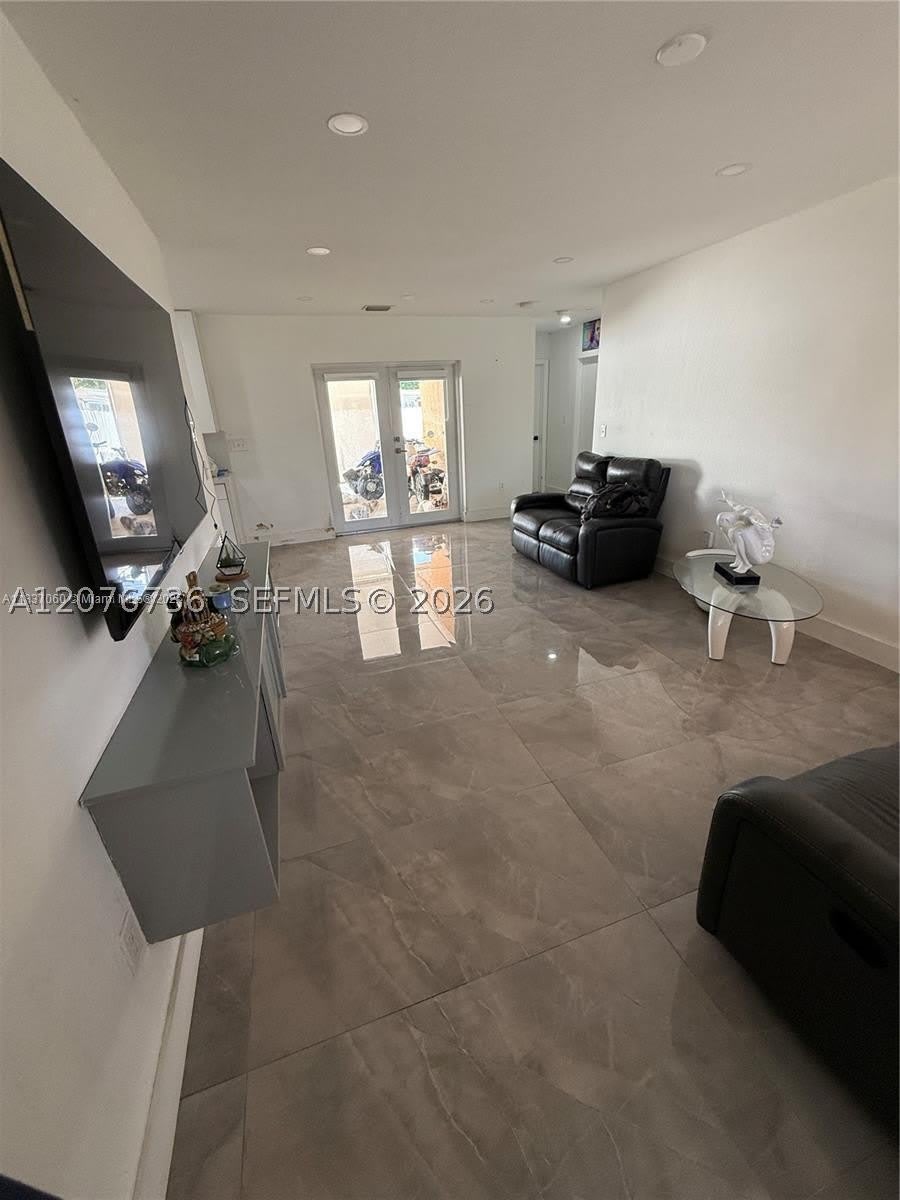 1710 NW 154th St – photo 4