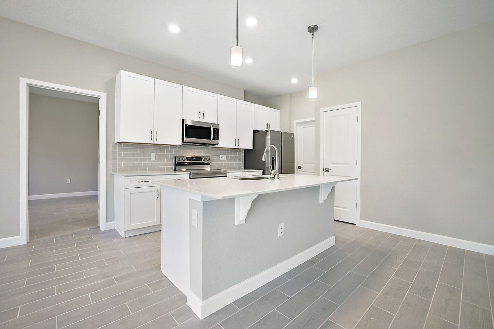 Enjoy modern living in this rental home – photo 3