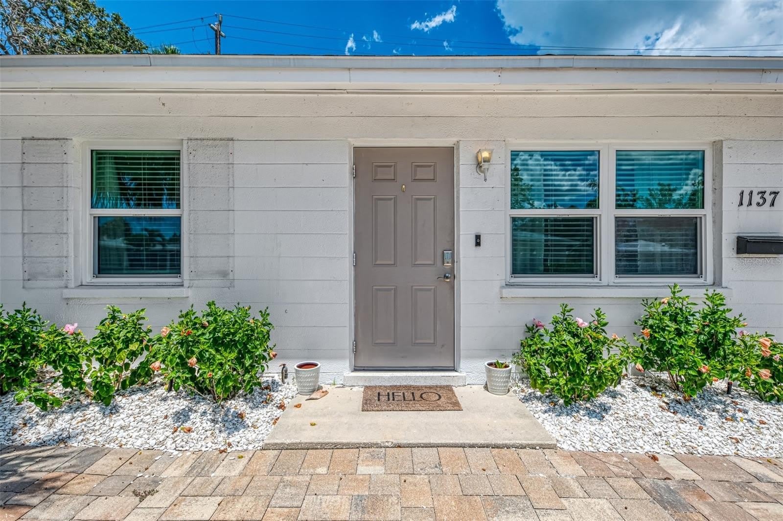1137 N MOONMIST Court – photo 2
