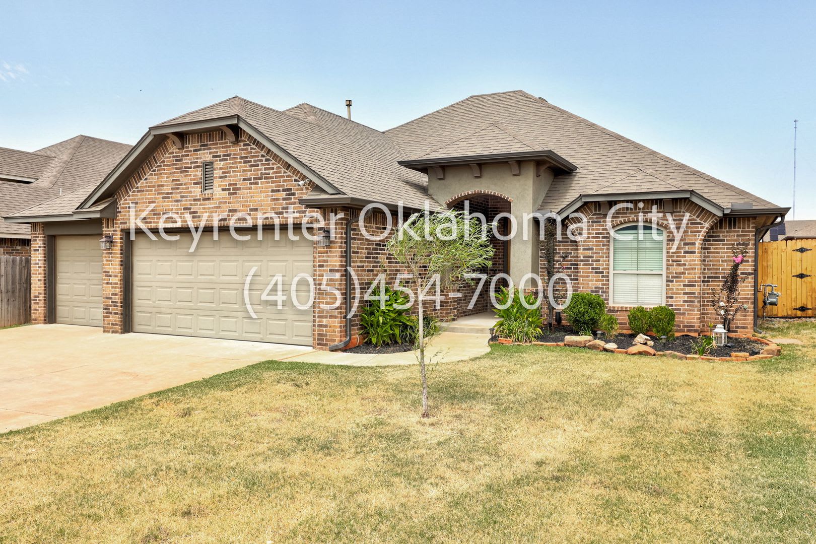 Spacious 4-Bedroom Home in Moore! – photo 4