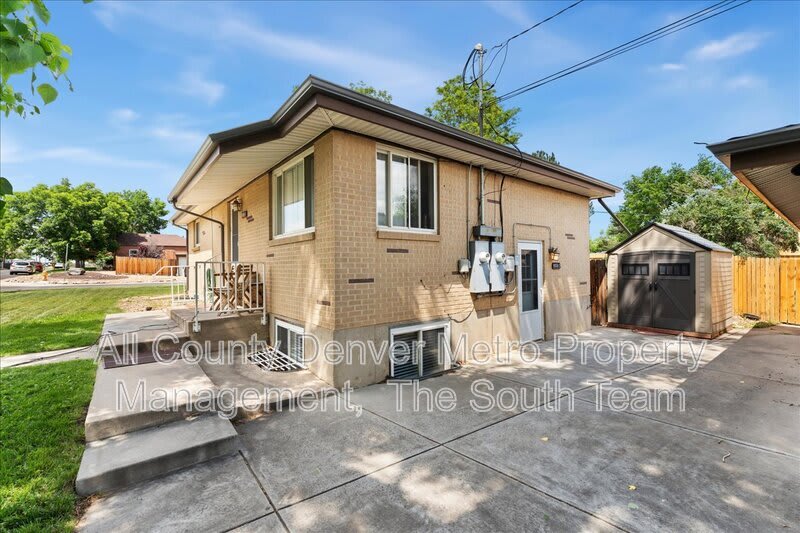 9050 Elm Court – photo 2