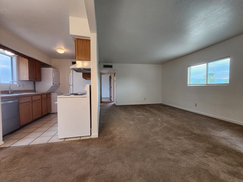 2841 North Euclid Avenue – photo 3