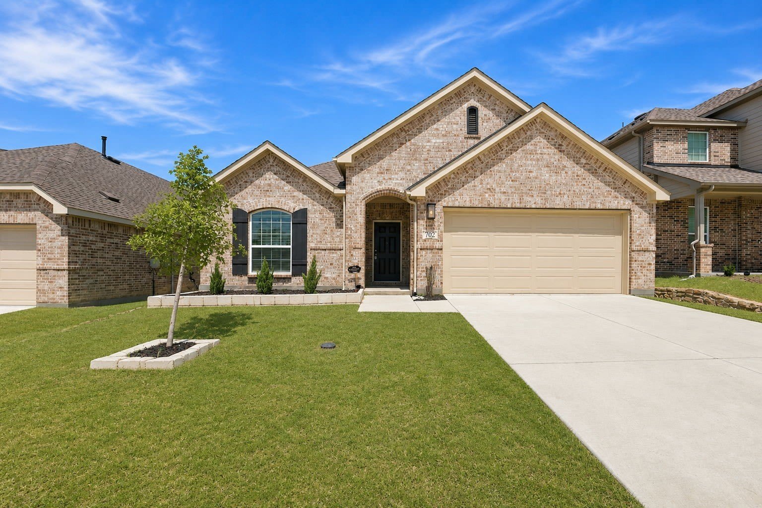 702 Woodford Way – photo 4