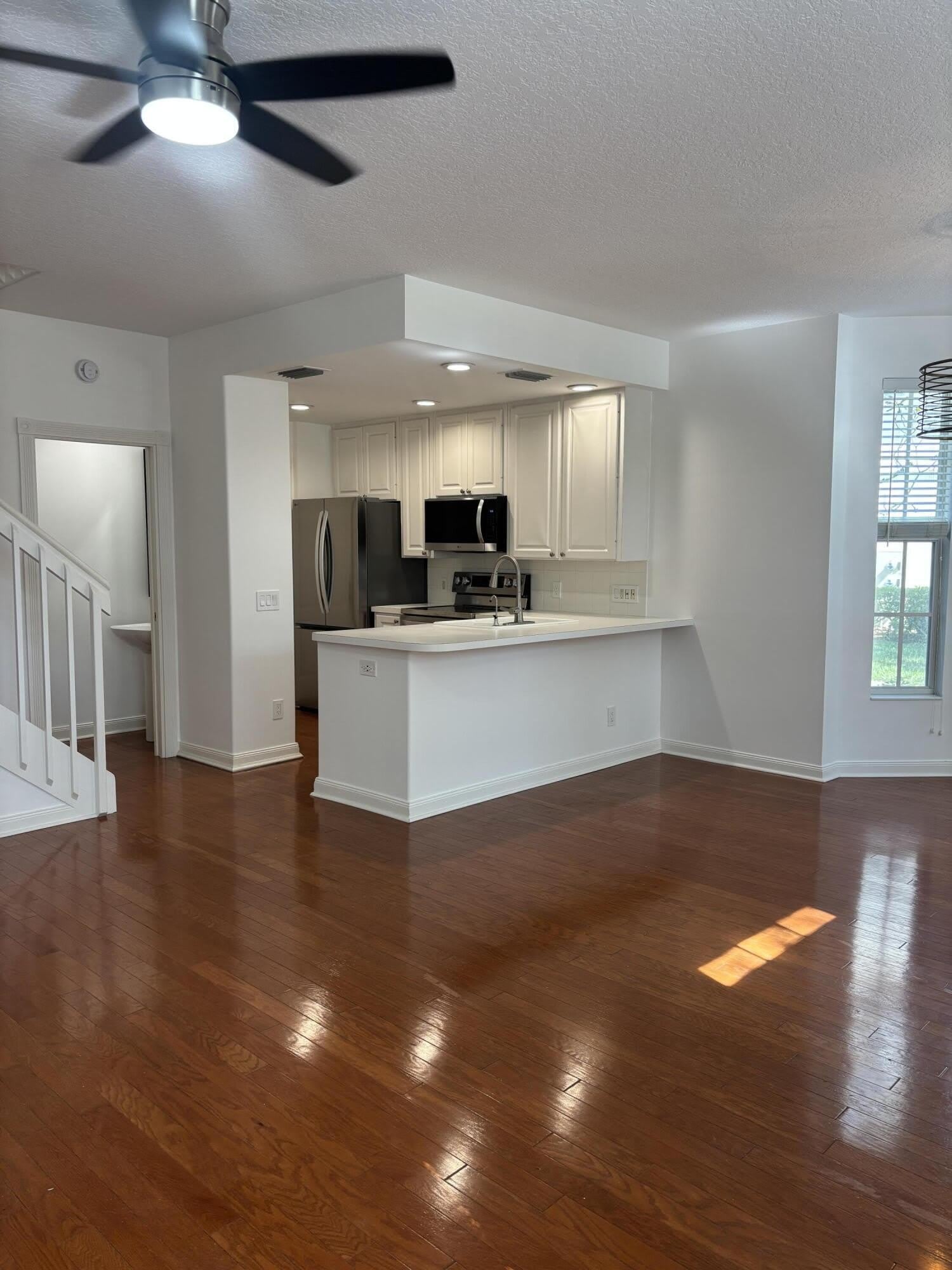 140 Day Lily Drive – photo 2
