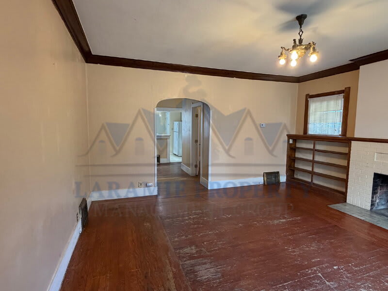1526 Grand Avenue – photo 5