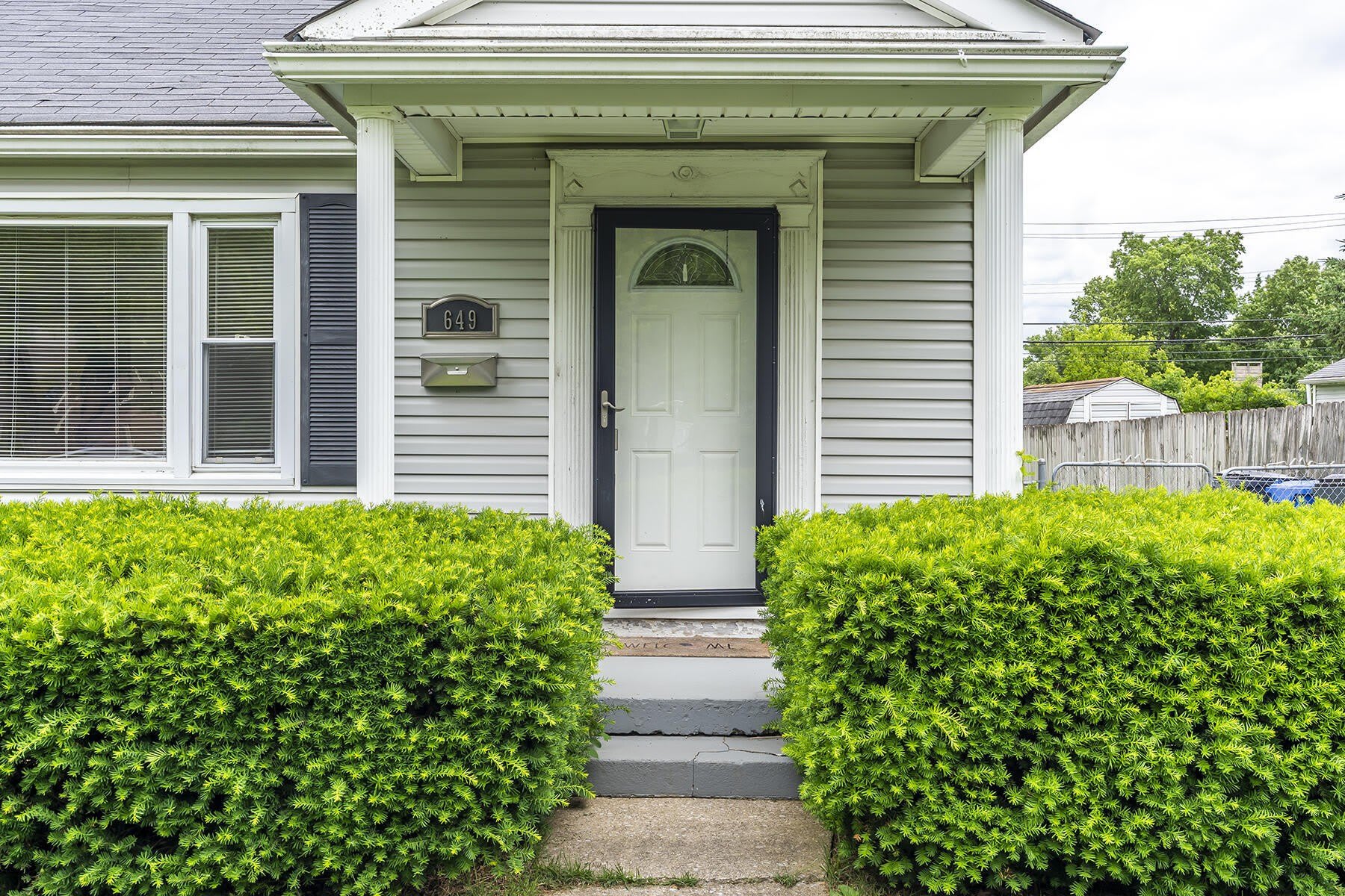 649 Mitchell Avenue – photo 2