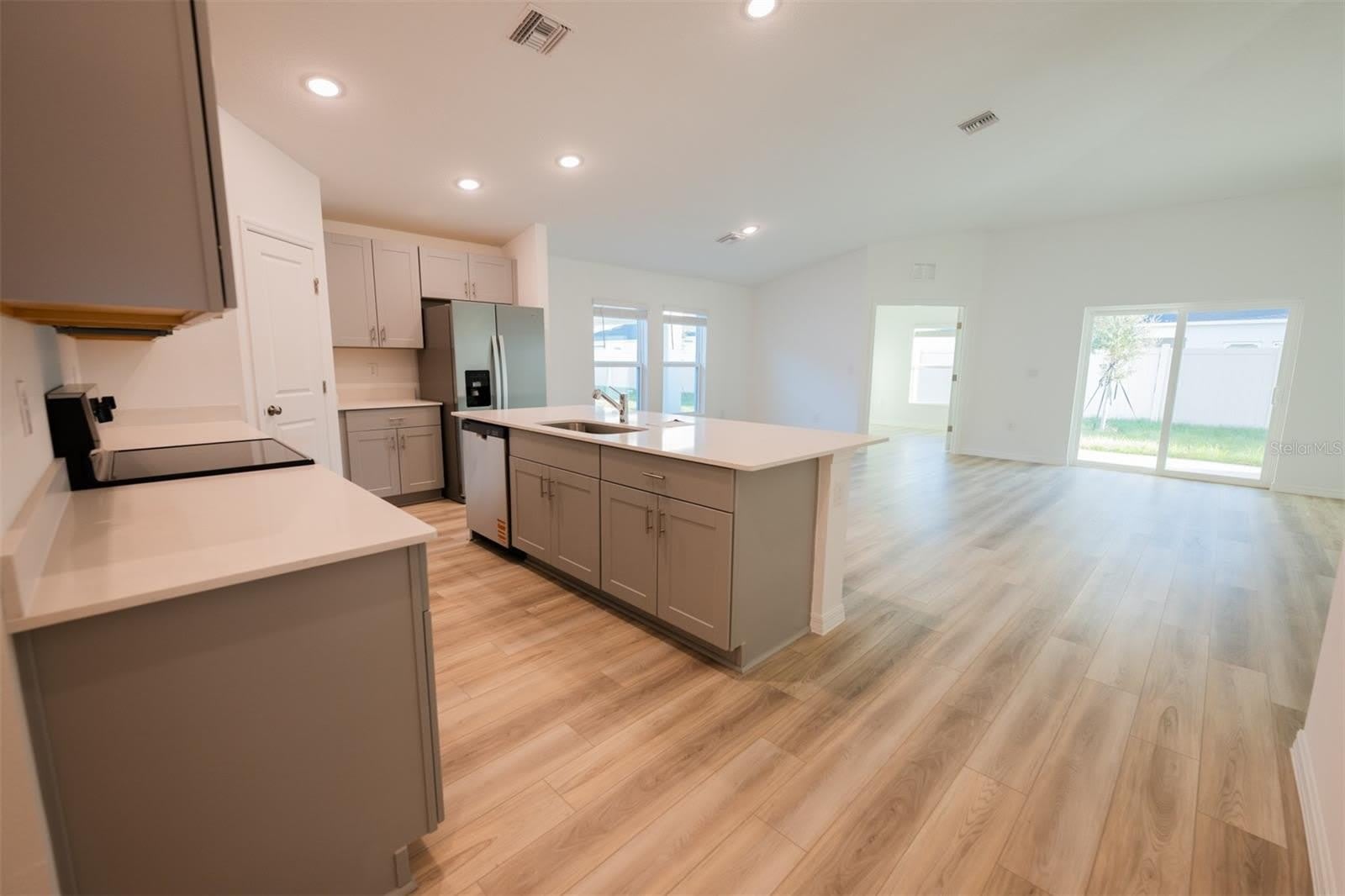 4124 River Beacon Boulevard – photo 3