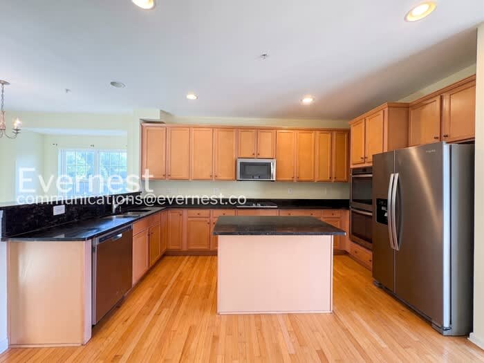 6137 Hanlon Street – photo 3