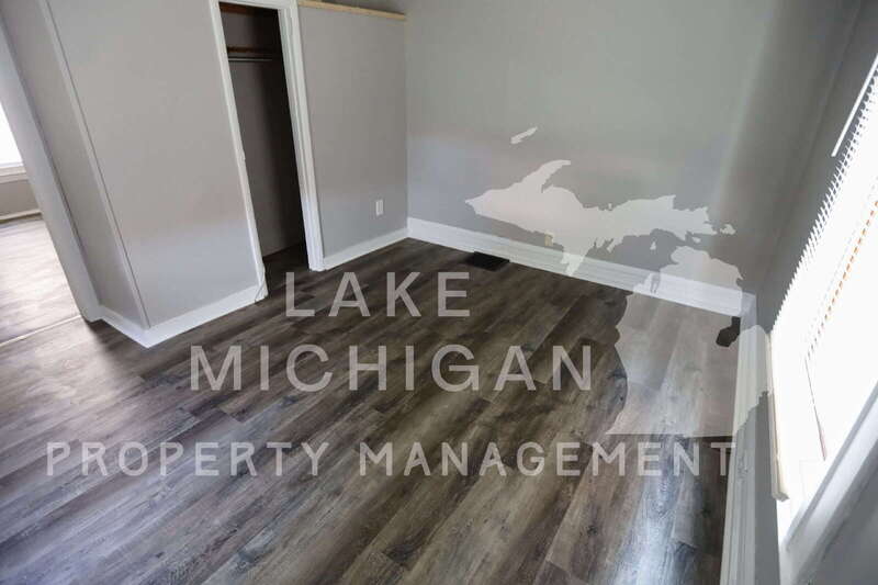 1403 Turner Ave NW – photo 3