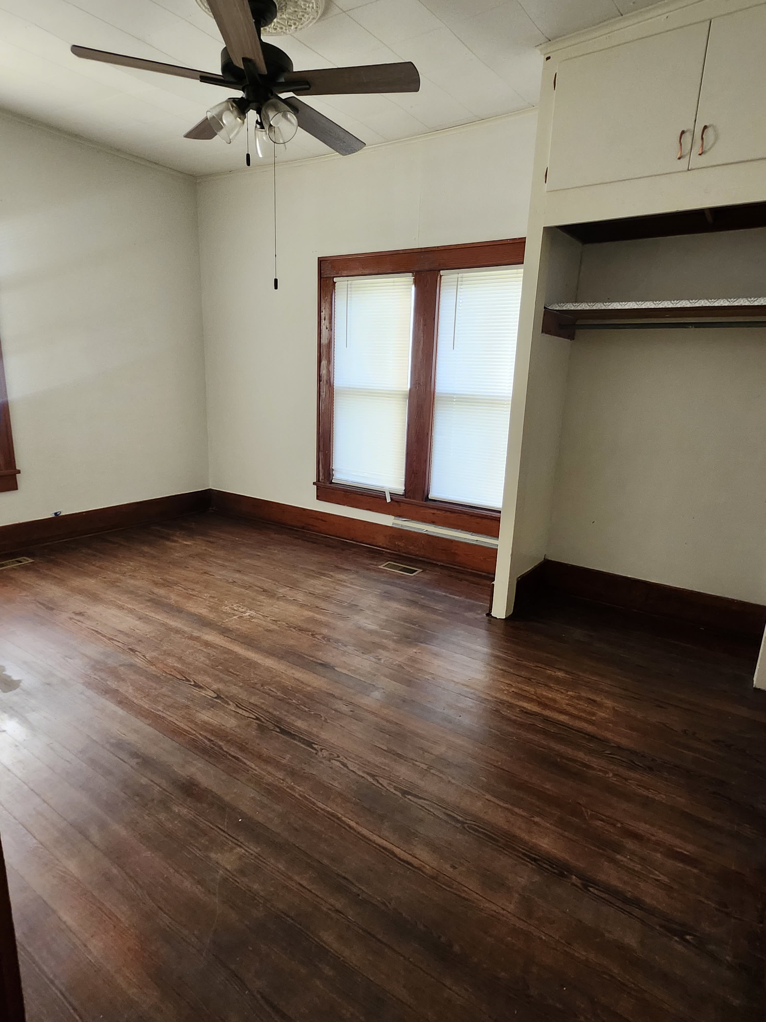 118 West 4th Street – photo 3