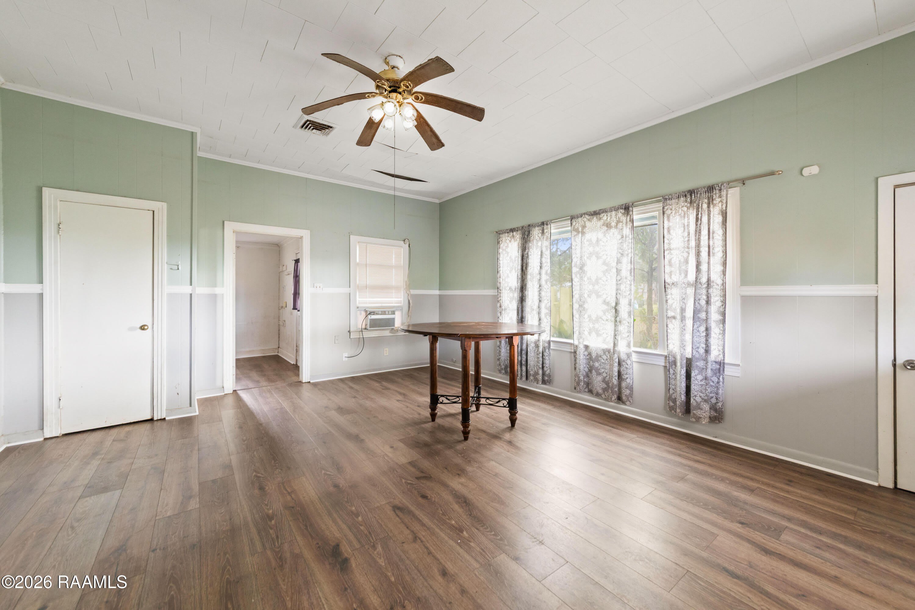 416 W Saint Paul Street – photo 4