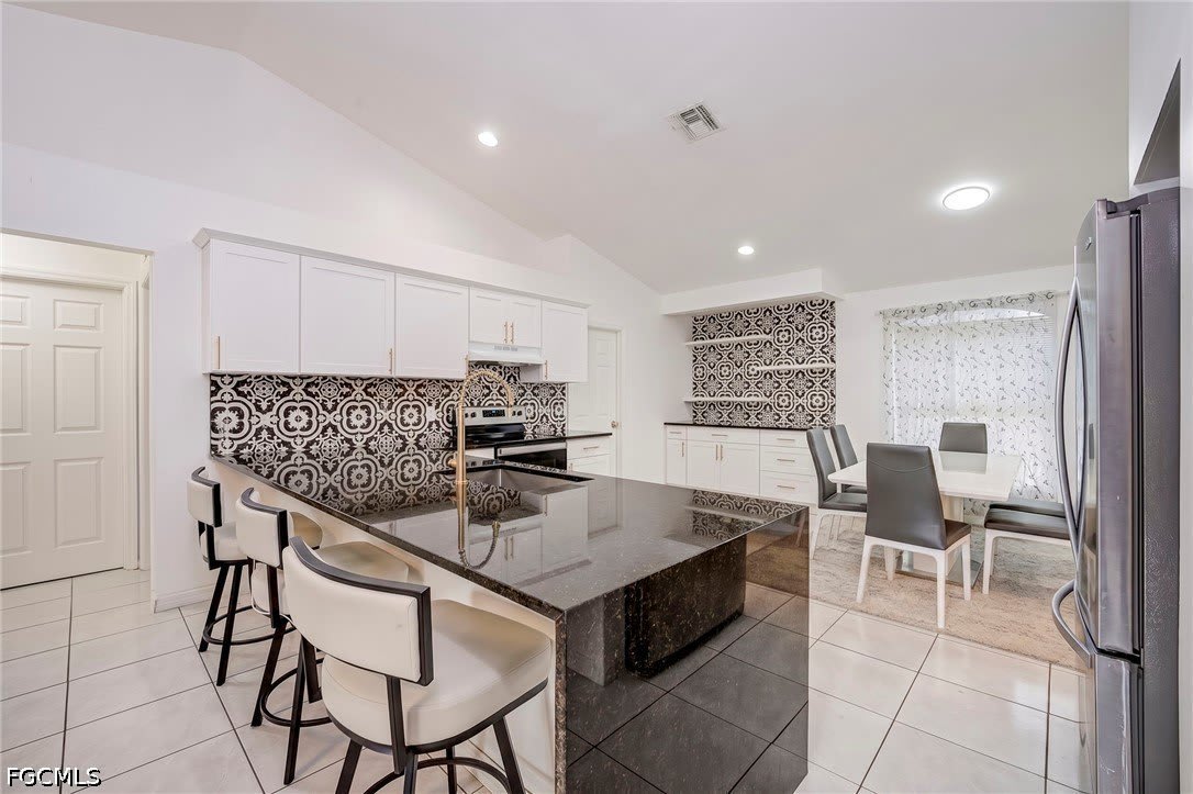1414 Louis Ave – photo 4