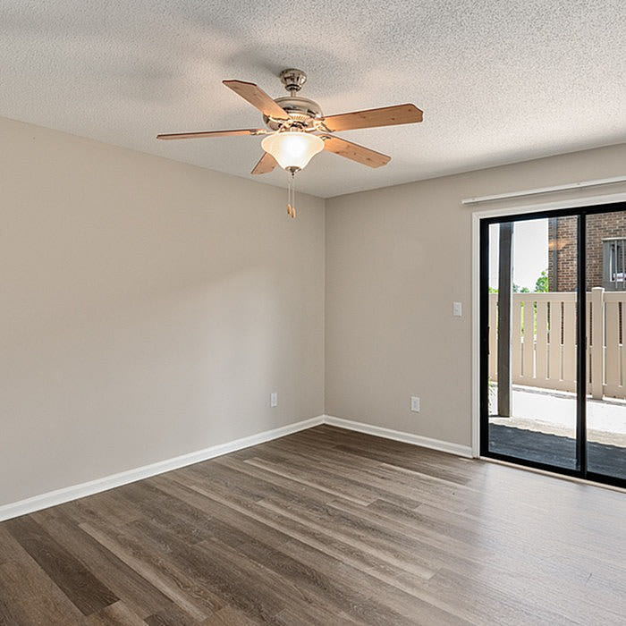 Brand New Three Bedroom Brick Home With Two Car Garage – photo 5