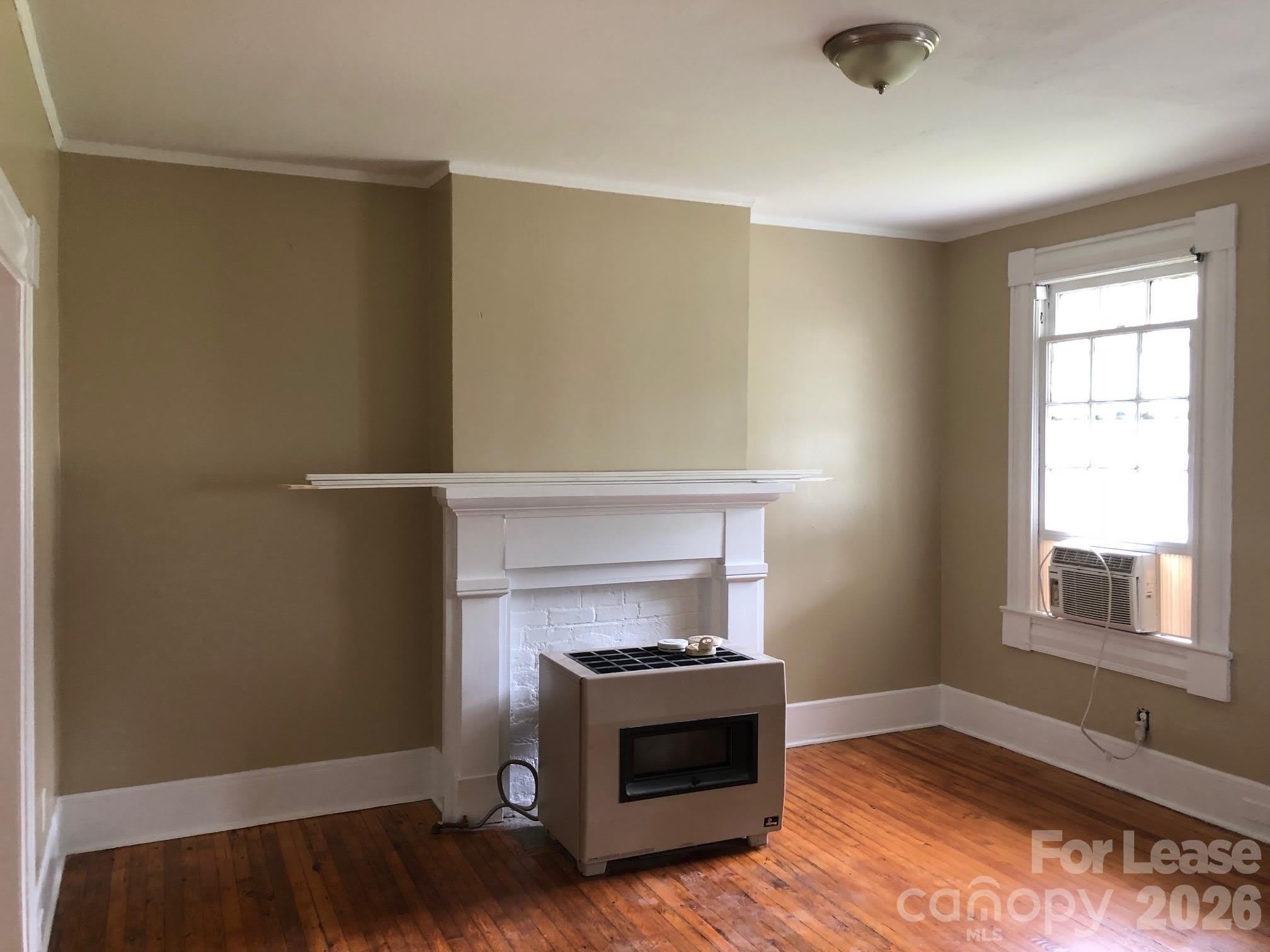660 E Sharpe Street – photo 5