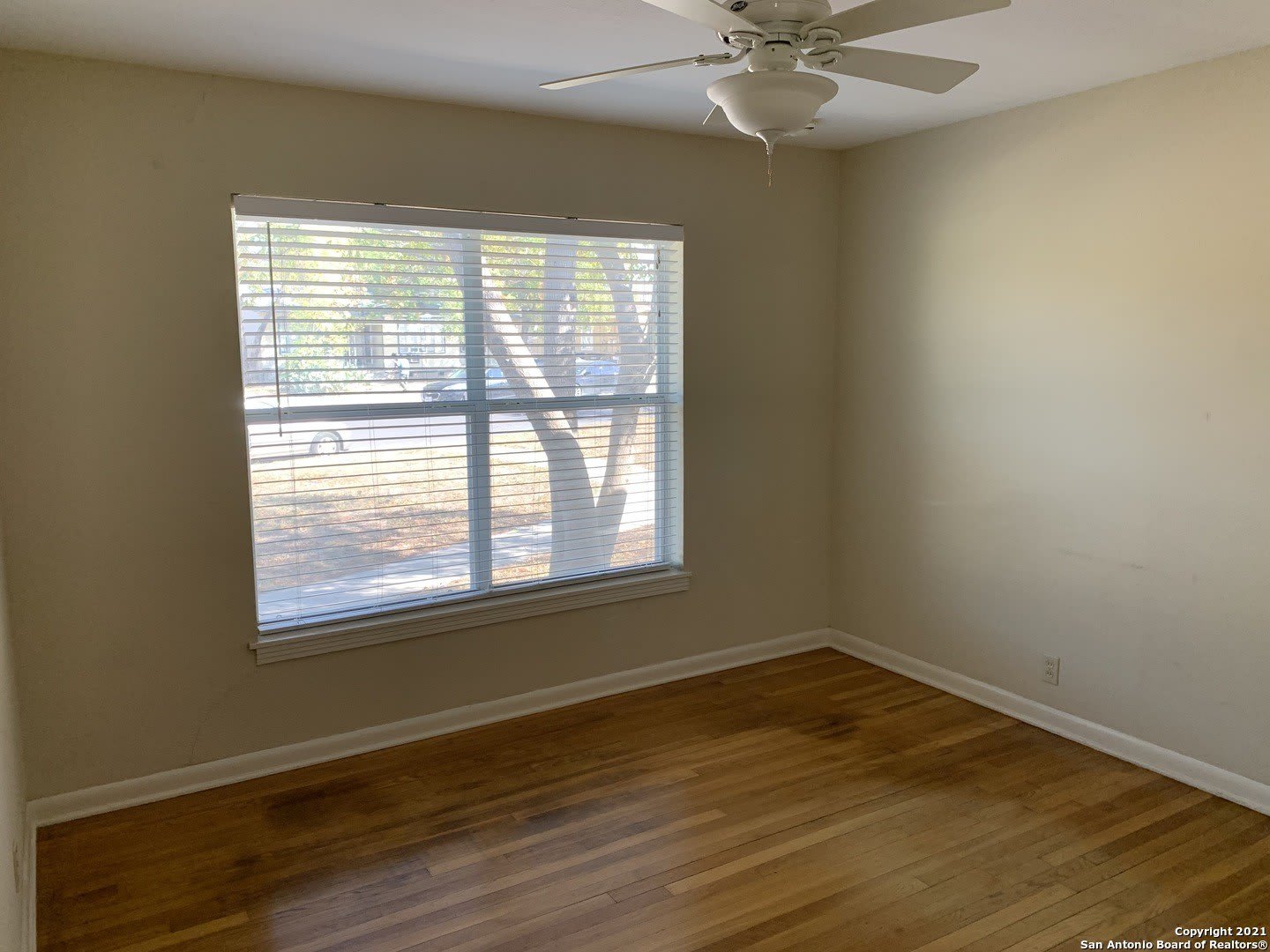 111 LADDIE PL – photo 5