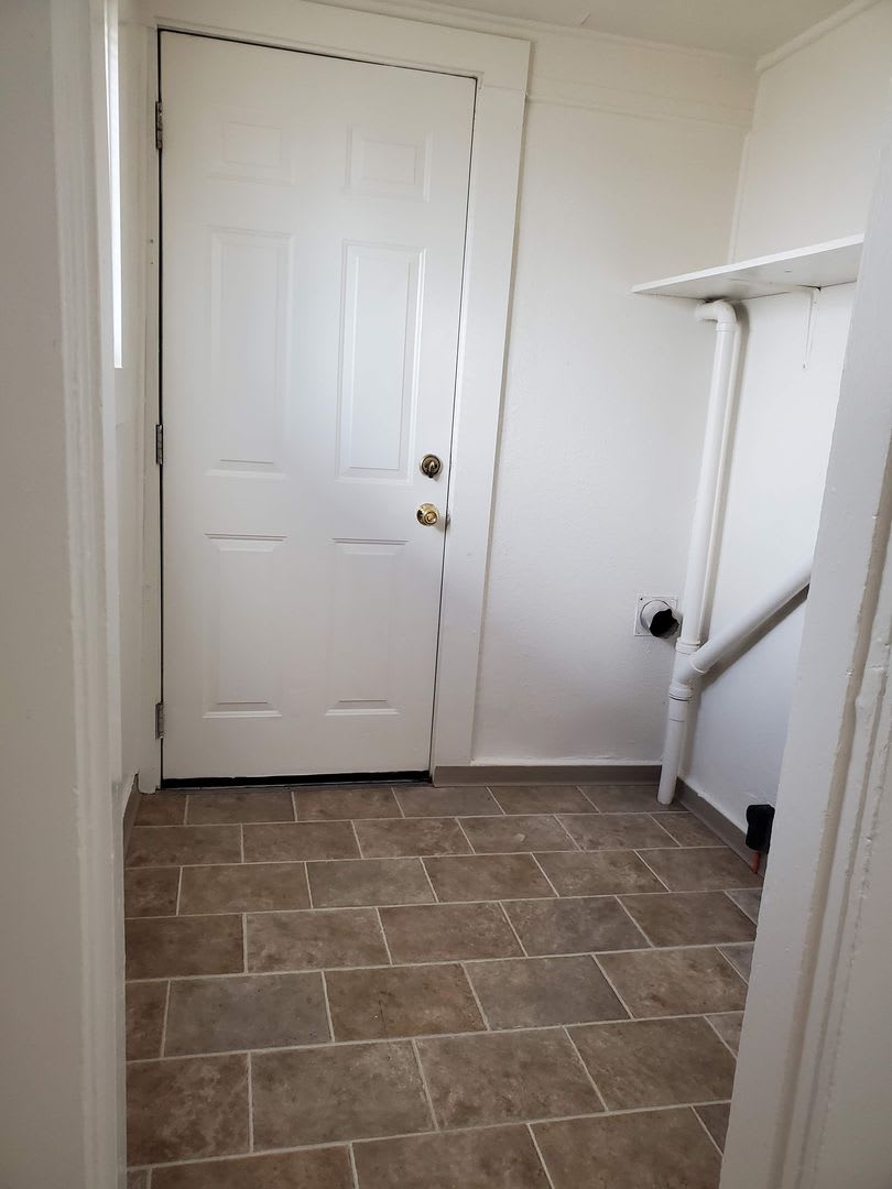 1 Bedroom, 1 Bathroom Home – photo 5