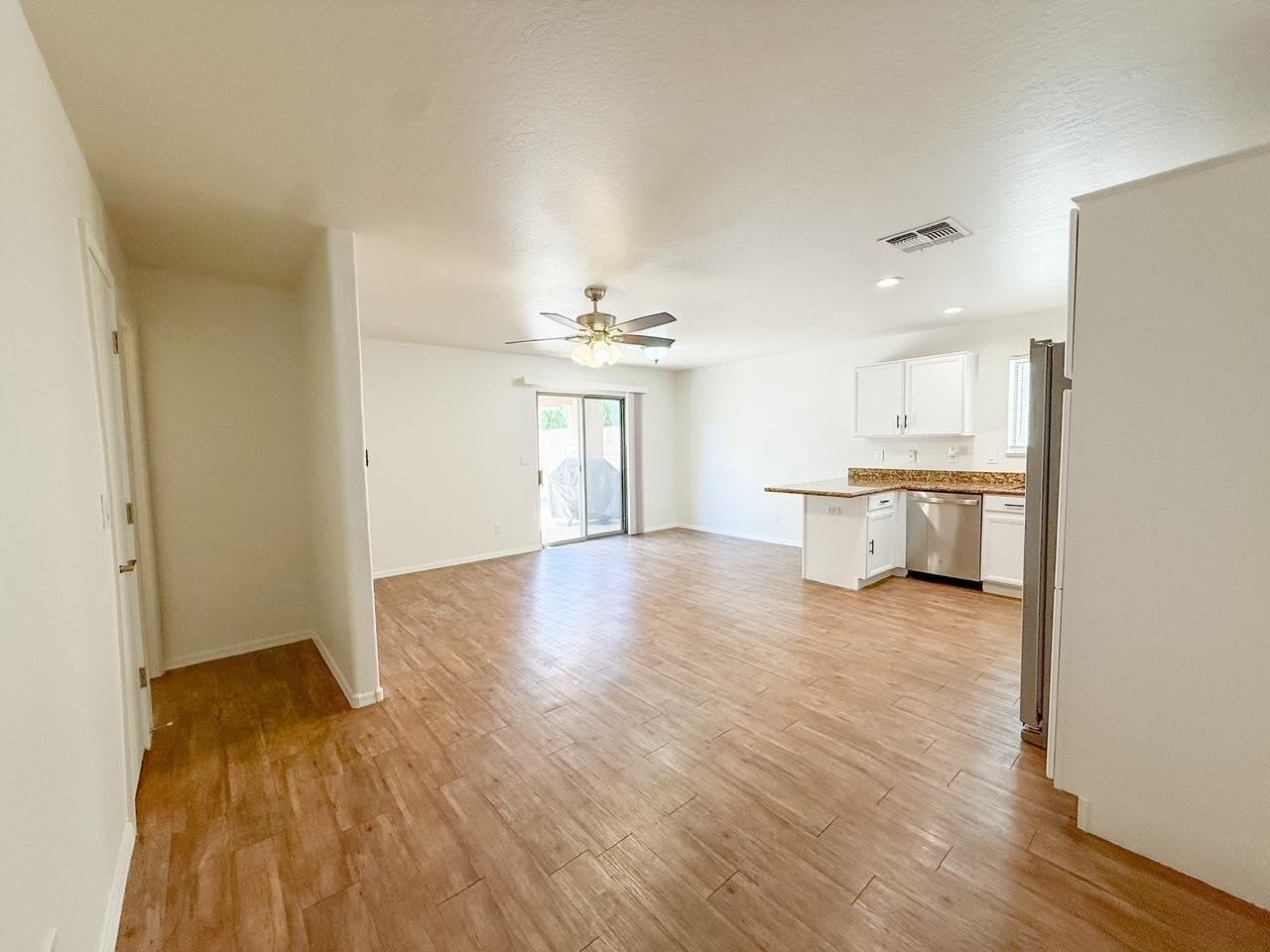 15626 N 29th Way – photo 2
