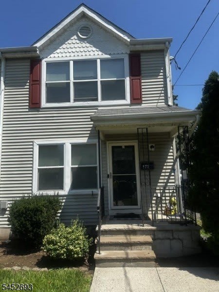 577 Christopher St – photo 1