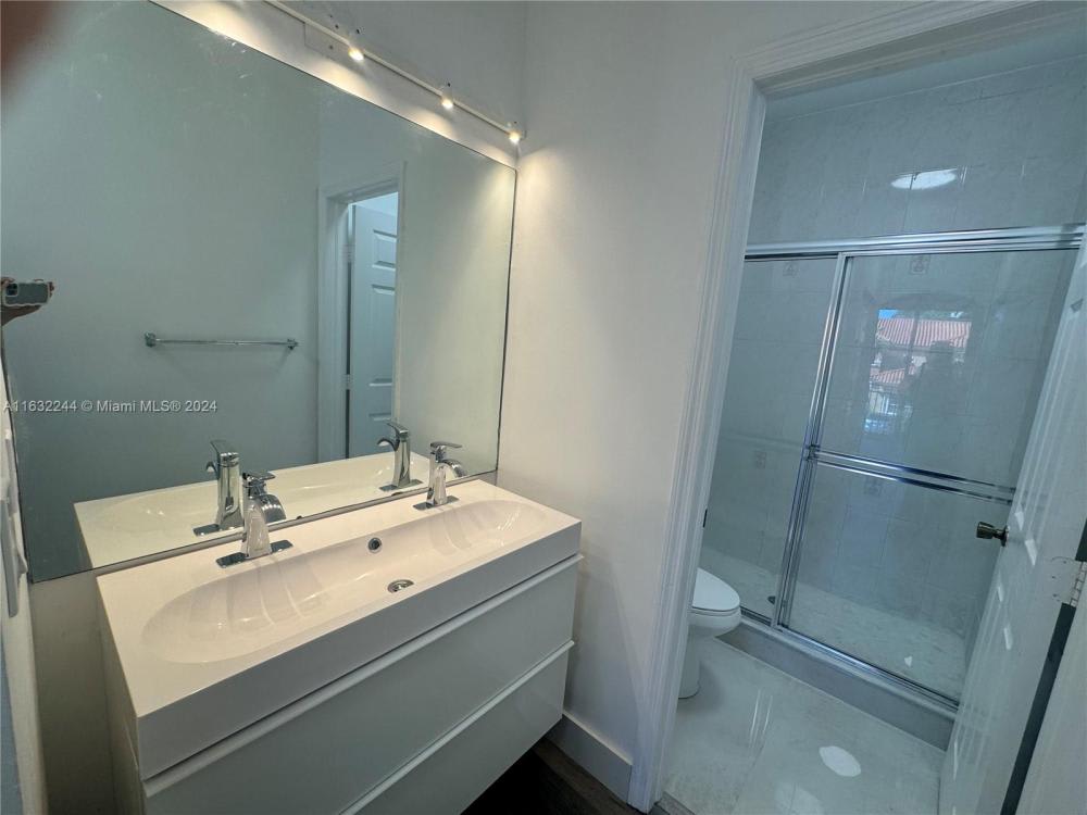 5004 S Harbor Isles Dr – photo 5